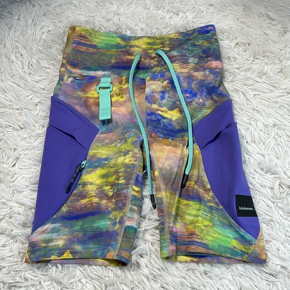Lululemon Cargo Super-High-Rise Hiking Short 8" Altered Nature Multi - Picture 1 of 6